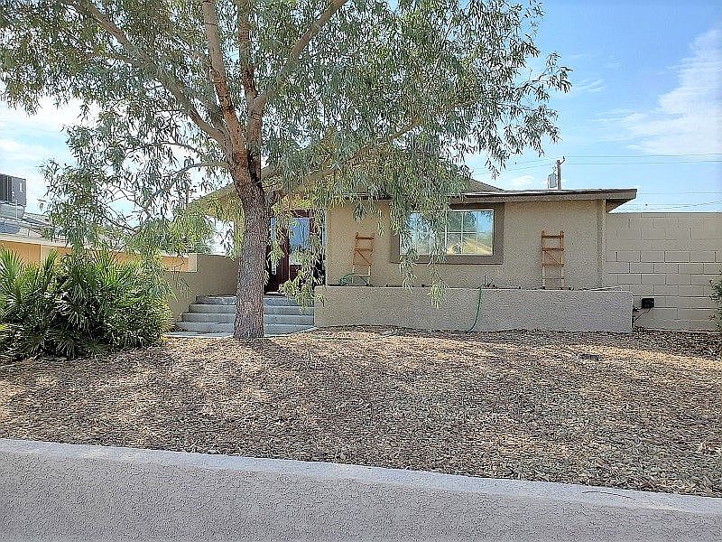 1st image of 652 Avenue C