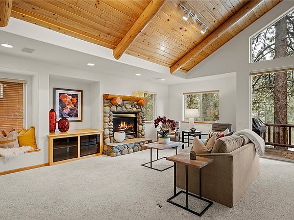 2nd image of 928 Northwood Blvd #13