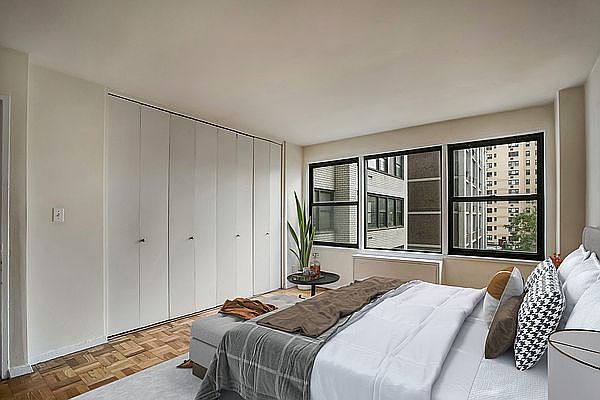 2nd image of 355 E 72nd St #802