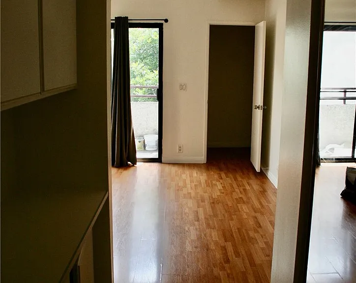 730 W 4th St #306 — Photo 25