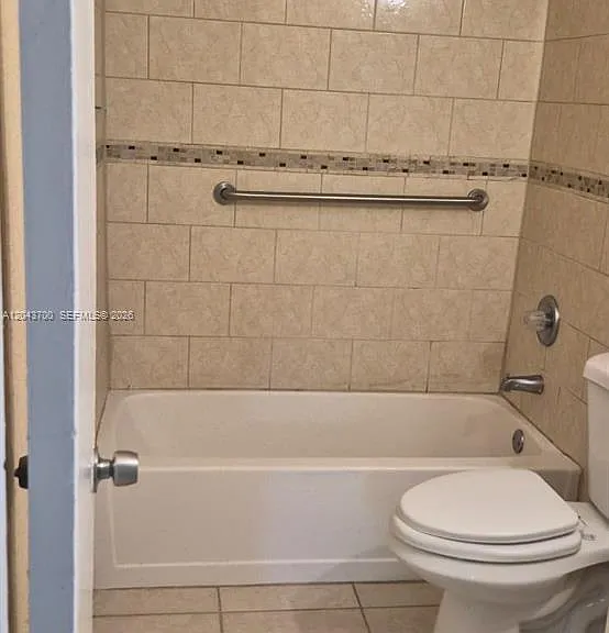 4101 Riverside Dr #4 — Photo 4