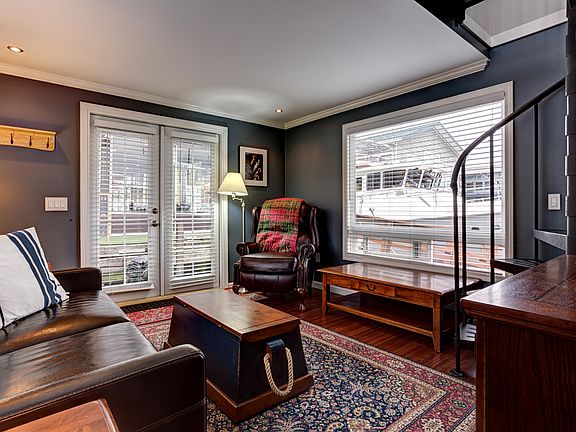 2nd image of 2040 Westlake Ave N #1