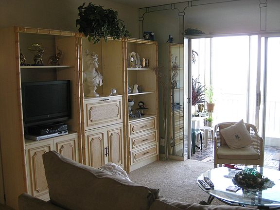 5th image of 3800 Hillcrest Drive #1105