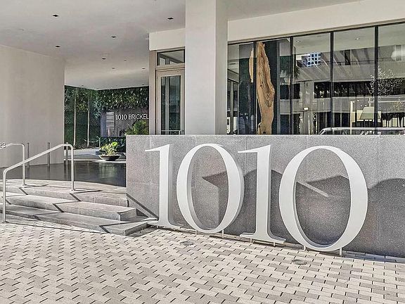 2nd image of 1010 Brickell Ave #2008