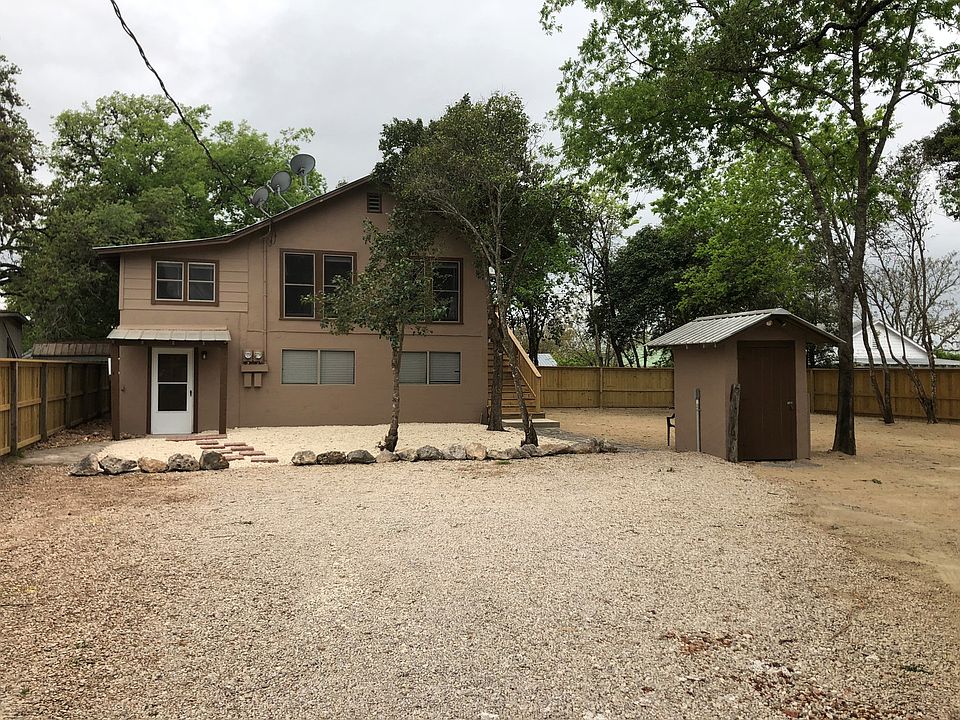 1st image of 615 13th St #B