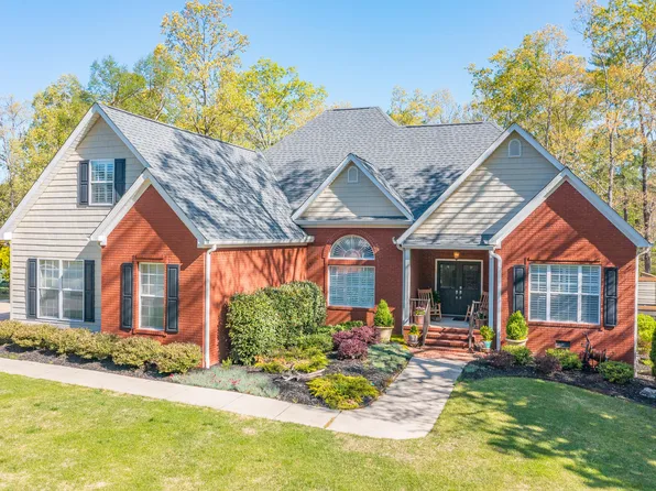 1339 Ashes Ave, Soddy Daisy, TN 37379