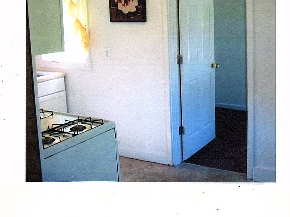 4th image of 2 Blackmore Ln Wantage Nj 07461 #Sfr