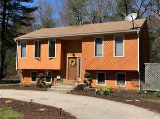 38 Mockingbird Dr, Exeter, RI 02822