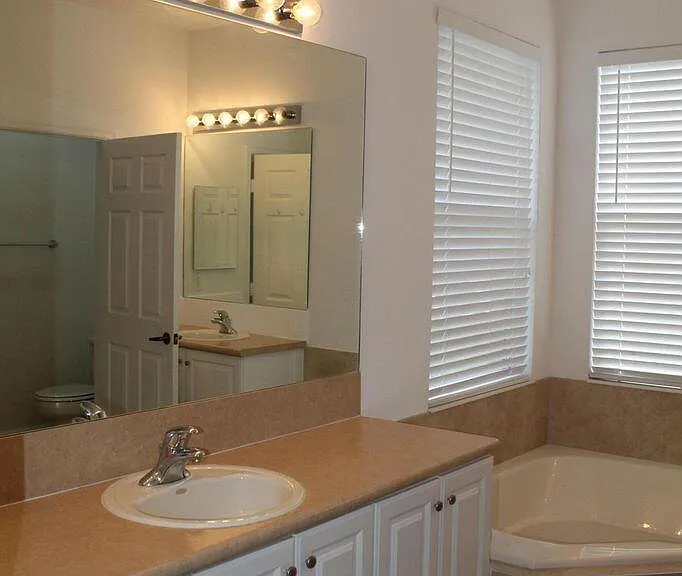 1804 SW Jamesport Dr — Photo 21