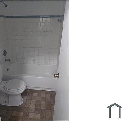 5th image of 622 NW 21st Ter #1