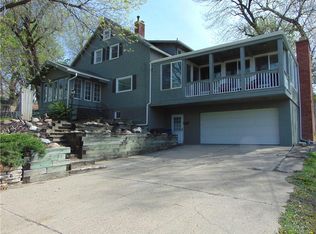 2515 E 28th St, Des Moines, IA 50317