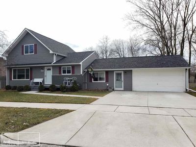 23626 Talbot St, Saint Clair Shores, MI, 48082