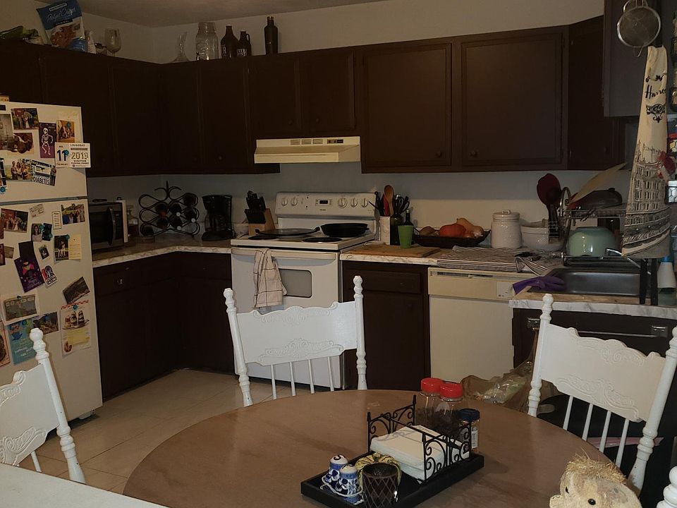 2nd image of 6 McLean Pl #Kmvncd1bk