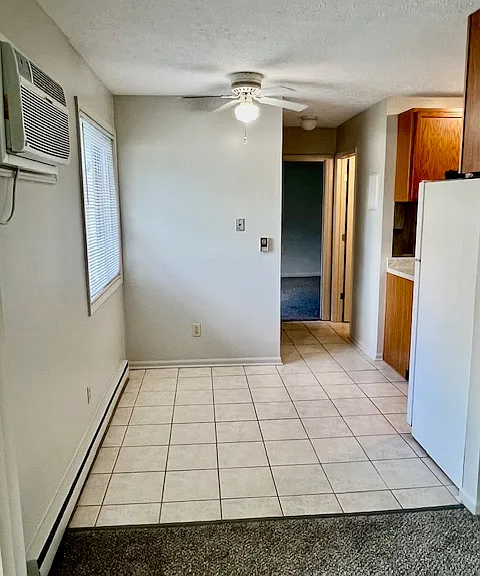 5456 Eastgate Dr #3 — Photo 2