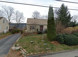 9 Woodlawn Ave, Portland, ME 04103