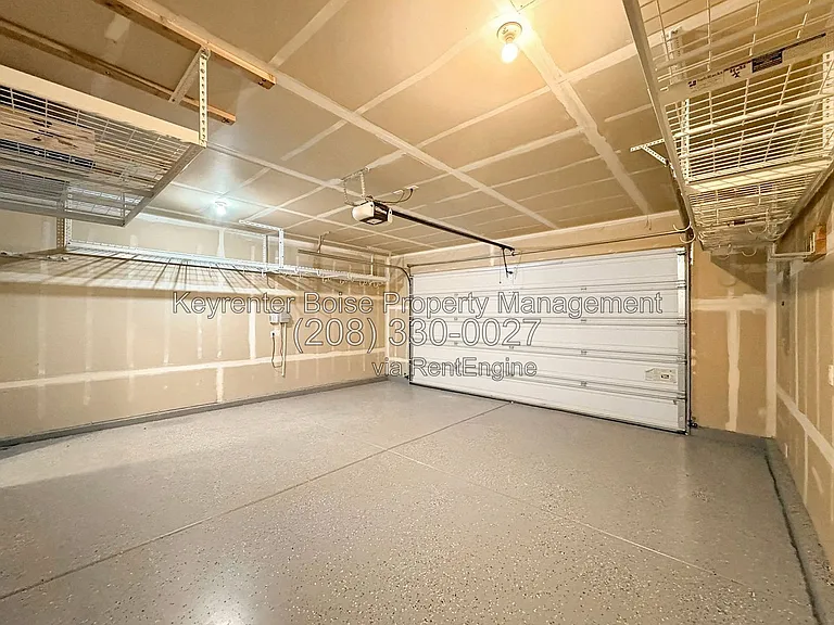 650 E Whitney Ct — Photo 27