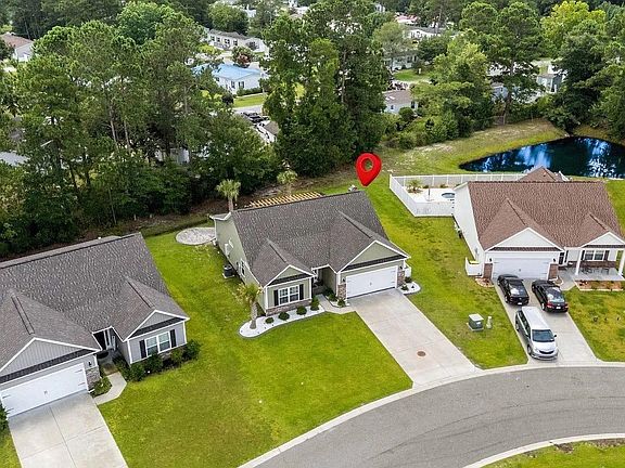3rd image of 216 Palm Terrace Loop
