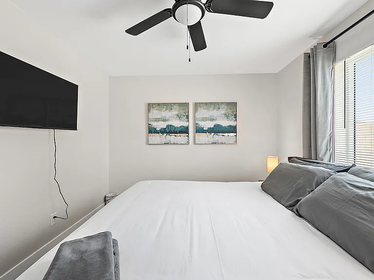 1811 E Raymond St #B — Photo 14