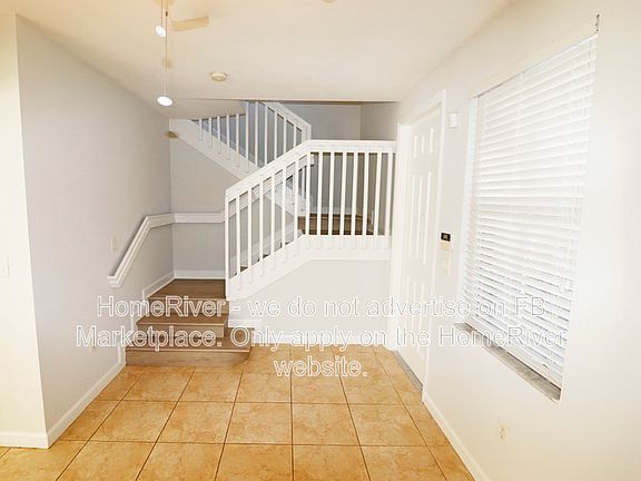 5th image of 230 SE 29th Ave Unit 3