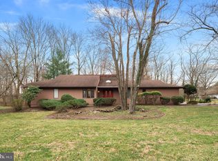 3 Deer Run, Princeton, NJ 08540