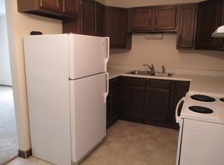 305 Eastdale Dr #5, Bismarck, ND 58501