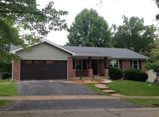 4428 Vermilion Dr, Saint Louis, MO