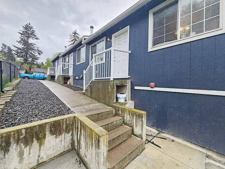 407 E 8th Ave — Photo 27
