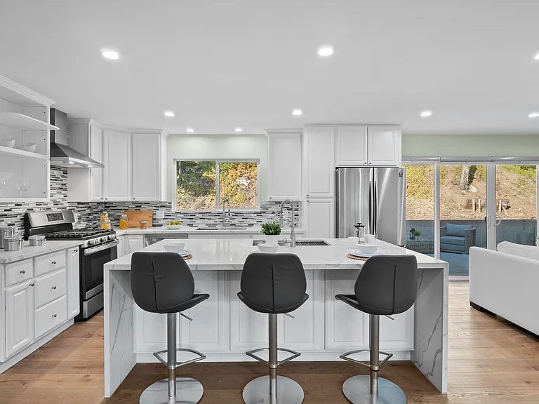 5259 Gould Ave — Photo 8