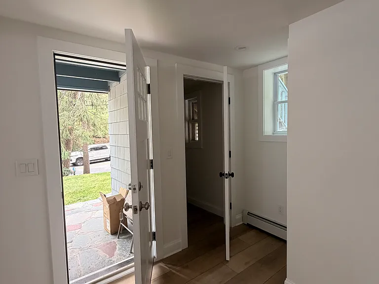 61 Youngs Hill Rd — Photo 5