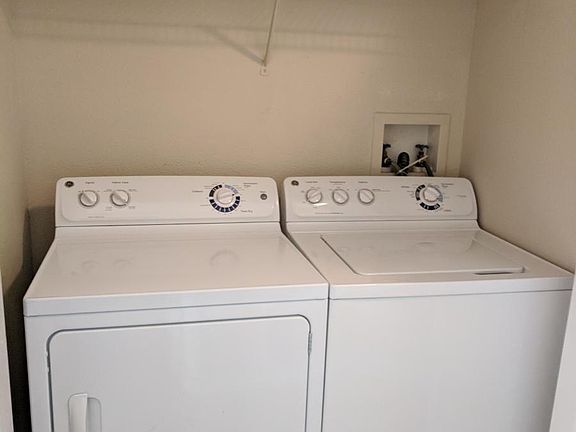 Washer and Dryer in uniy