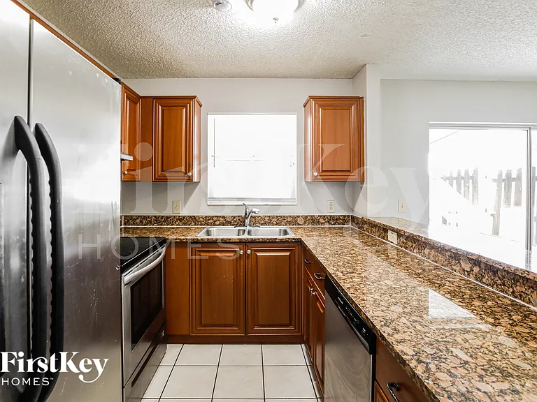 3085 Lighthouse Pl — Photo 7
