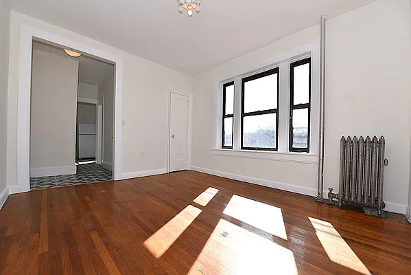 Rented by Keller Williams NYC | media 7