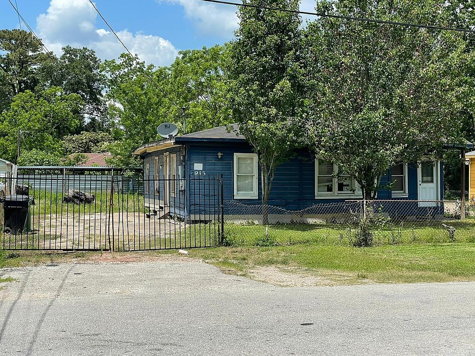 1st image of 7933 Oak Knoll Ln