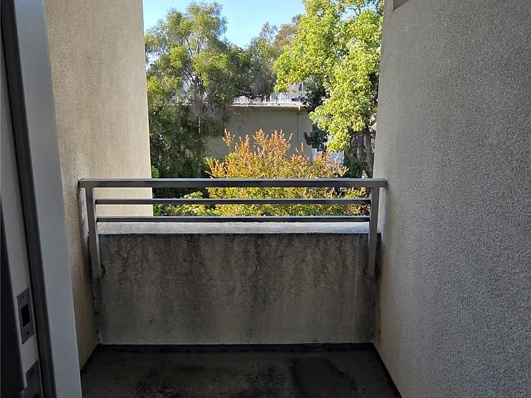 436 S Virgil Ave #405 — Photo 9