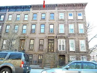 266 Stuyvesant Avenue in Stuyvesant Heights