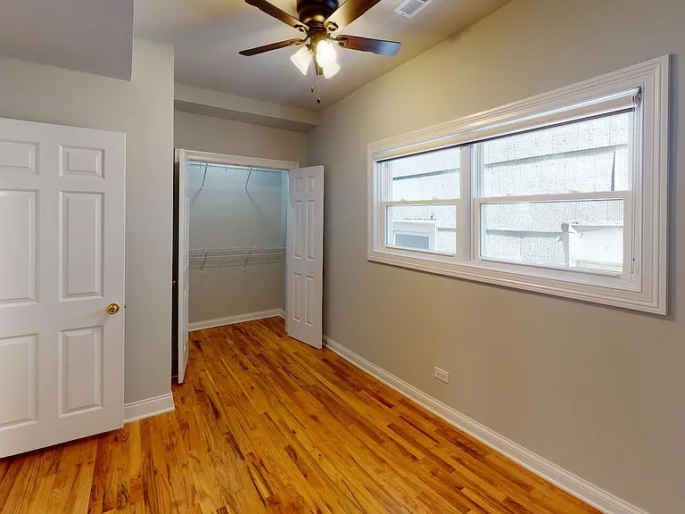 1547 W Augusta Blvd — Photo 5