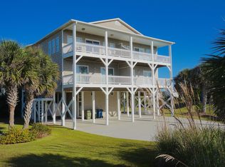 105 Inlet Ct, Emerald Isle, NC 28594