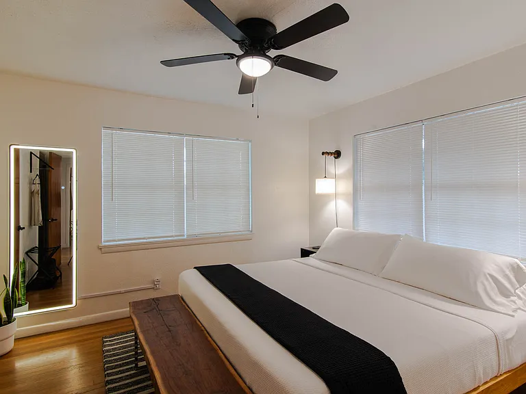 302 Circle Dr — Photo 8
