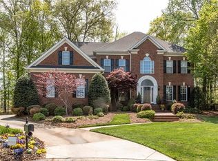 7008 Premier Dr, Charlotte, NC 28277