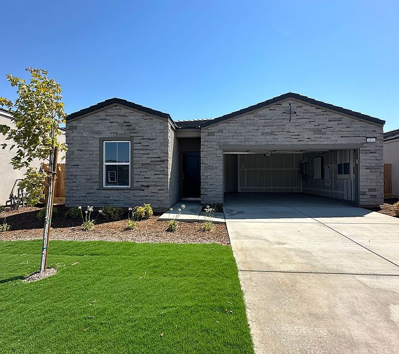 1st image of 1074 Deerhorn Dr W