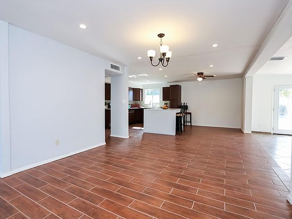 4th image of 7962 E Rosewood St