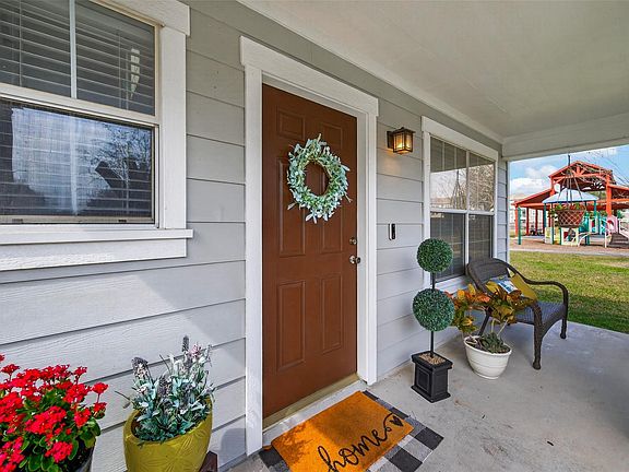 2nd image of 9902 Victoria Point Ln