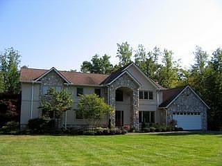 2nd image of 35924 Solon Rd
