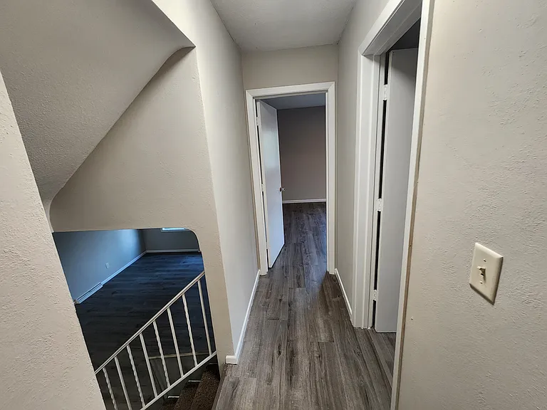 405 2nd Ave S — Photo 21