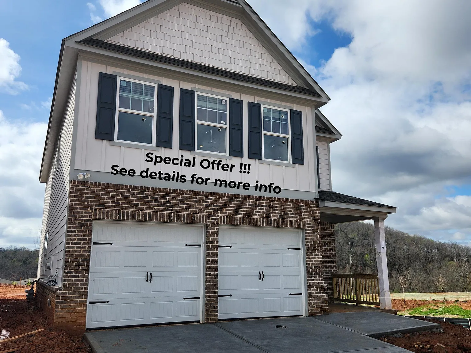 4 bed, 2.5 bath, 2100 sqft, $2,285 — Photo 1