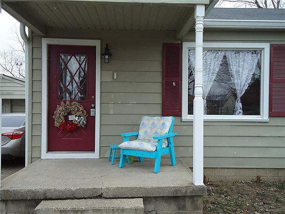 2nd image of 2717 S Berwick Ave