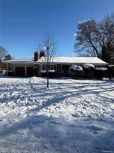 216 Nevada Ave, Rochester Hills, MI, 48309