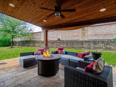 9020 Thompson Dr, Lantana, TX, 76226