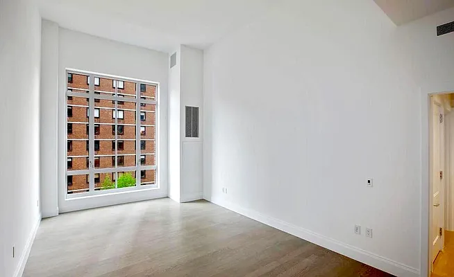 Rented by Compass | media 22