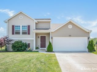 6332 Mesa View Dr, Zeeland, MI 49464